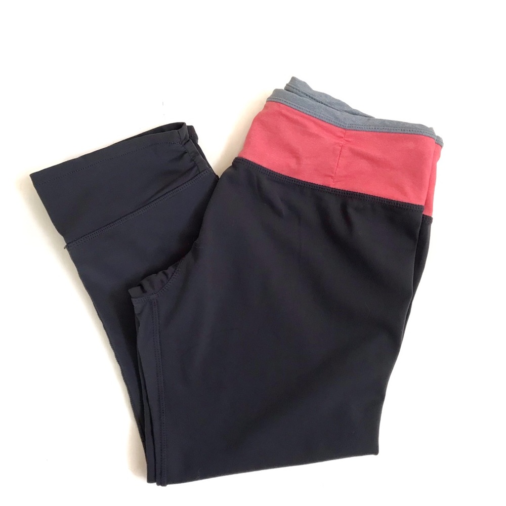 Kyodan Cropped Gray Pink Leggings Size M